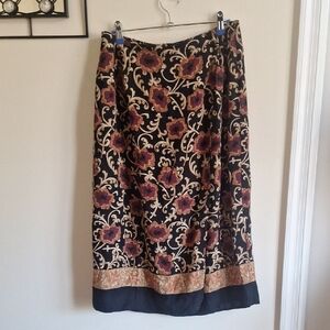 Vintage Radcliffe Petite Black Burgundy Floral Wrap Skirt 100% Rayon Size L
